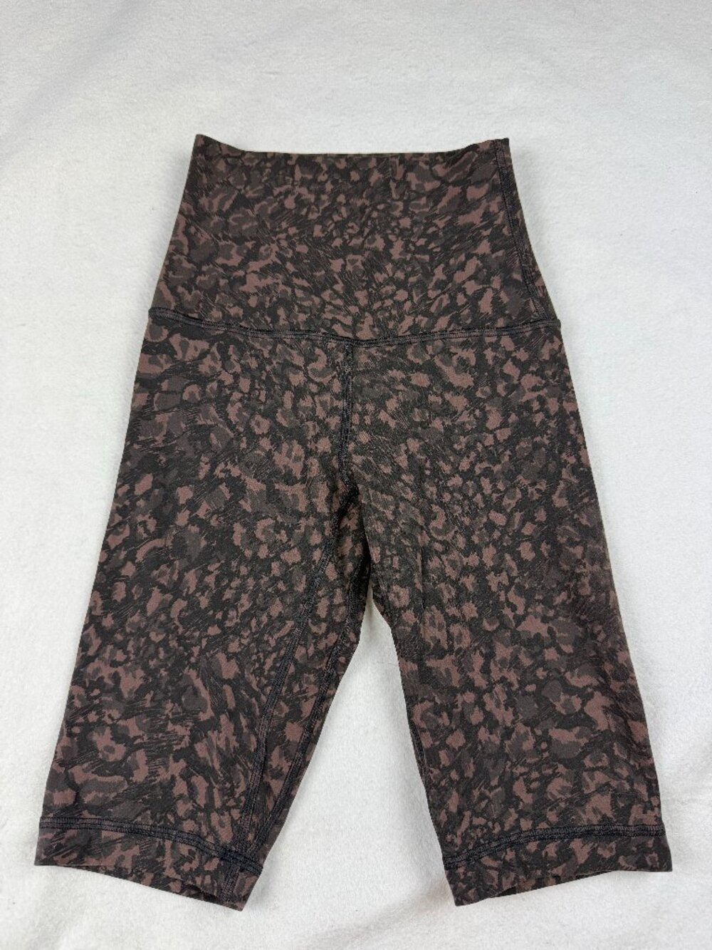 Lululemon Brown and Black Leopard Print 10" Shorts Size 2